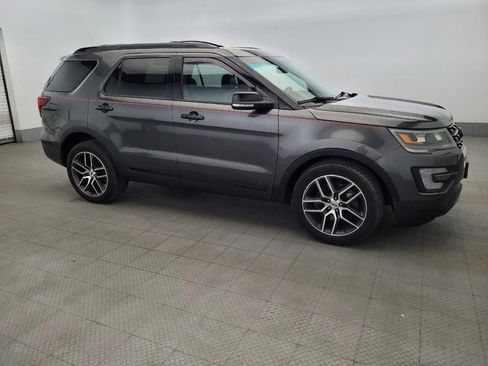 Used 2016 Ford Explorer Sport w/ Equipment Group 401A AWD/4WD image 11