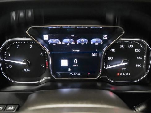 Used 2020 GMC Sierra 2500 Denali w/ Denali Ultimate Package AWD/4WD image 18