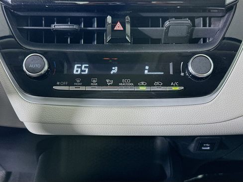 Used 2024 Toyota Corolla LE image 22