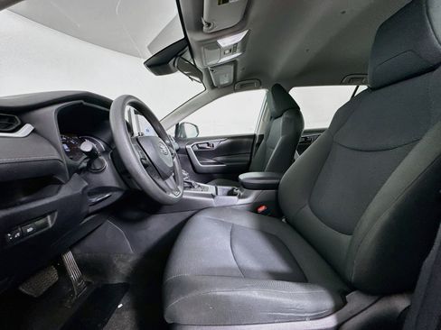 Used 2024 Toyota RAV4 LE FWD image 13