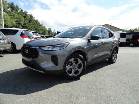 Used 2025 Ford Escape ST-Line AWD/4WD image 1