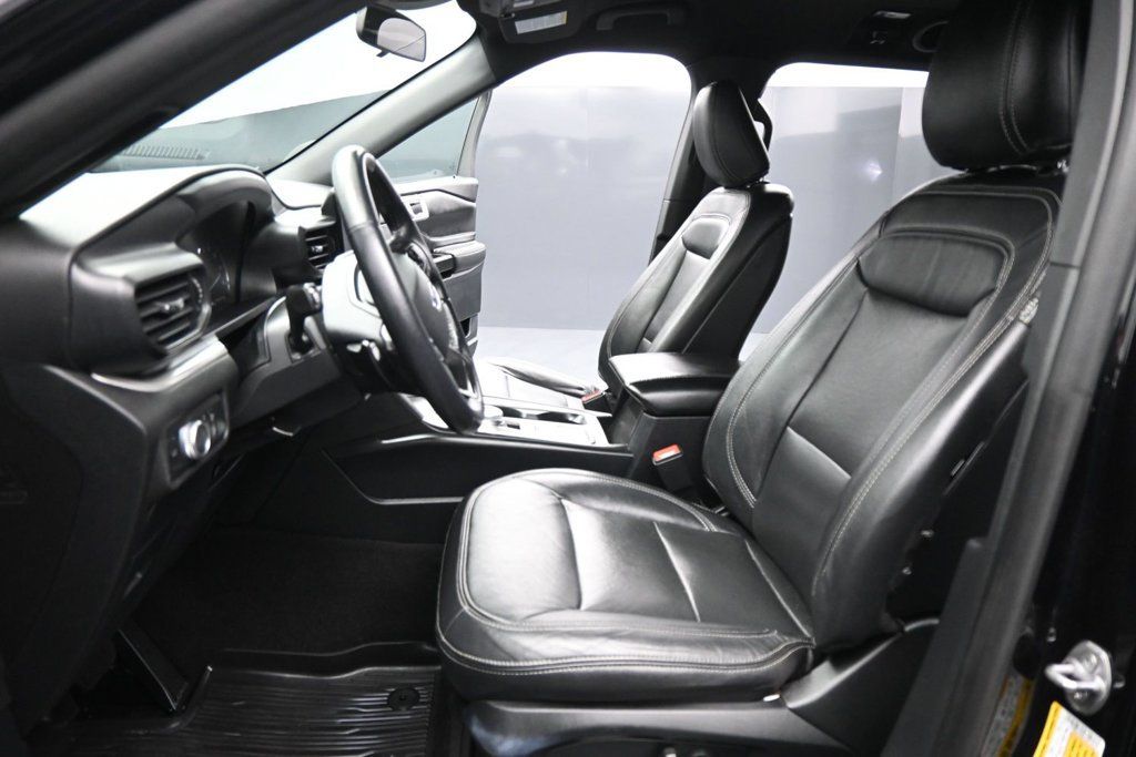 Used 2020 Ford Explorer XLT RWD image 9