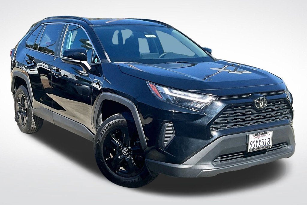 Used 2022 Toyota RAV4 XLE FWD image 11