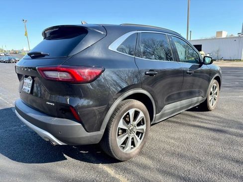 Used 2025 Ford Escape Platinum AWD/4WD image 7