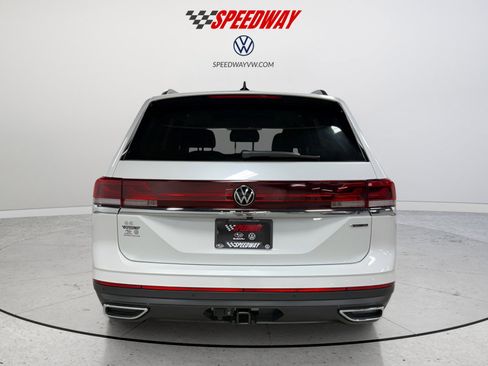 New 2026 Volkswagen Atlas SE image 6