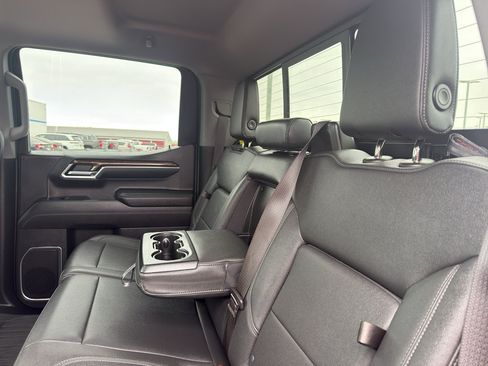 Used 2023 GMC Sierra 1500 Elevation w/ Elevation Premium Package AWD/4WD image 35