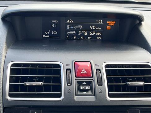 Used 2018 Subaru Forester 2.5i Premium image 14