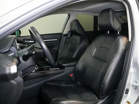 Used 2020 Nissan Altima 2.5 SL FWD image 13