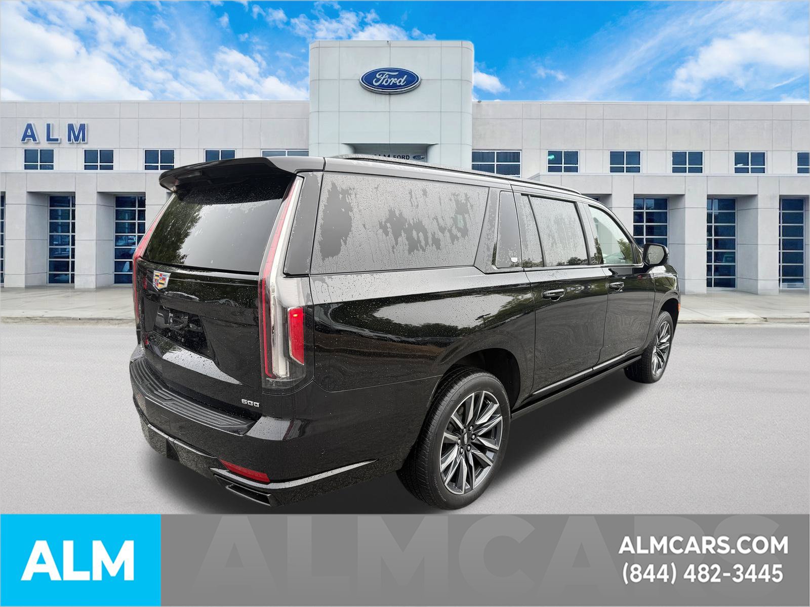 Used 2023 Cadillac Escalade ESV Sport Platinum AWD/4WD image 5