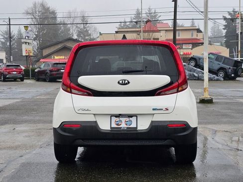 Used 2021 Kia Soul S image 7