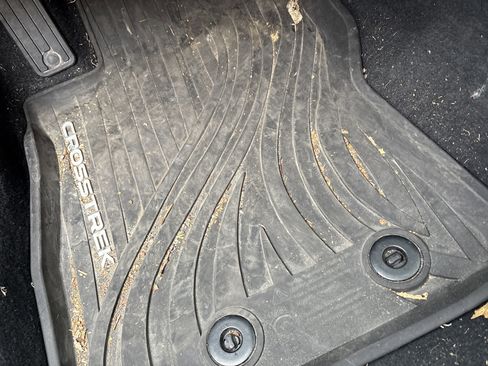 Used 2024 Subaru Crosstrek 2.0i Premium image 17