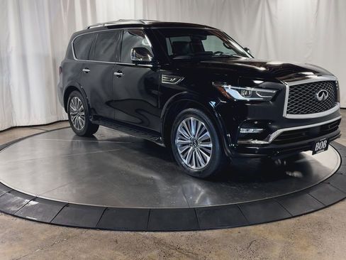 Used 2022 INFINITI QX80 Sensory w/ All-Season Package image 3