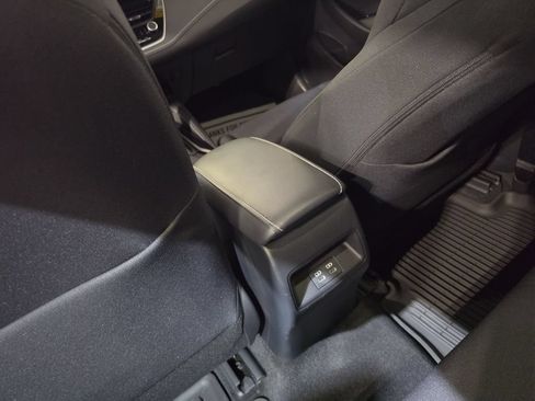 Used 2023 Toyota Corolla SE FWD image 22