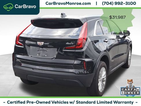 Used 2024 Cadillac XT4 Luxury w/ Cold Weather Package FWD image 5