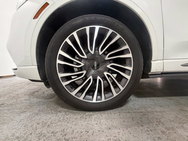 Used 2021 Lincoln Corsair AWD w/ Sport Package image 12