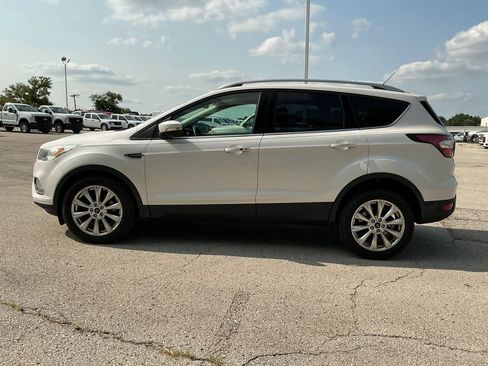 Used 2017 Ford Escape Titanium w/ Equipment Group 301A FWD image 2
