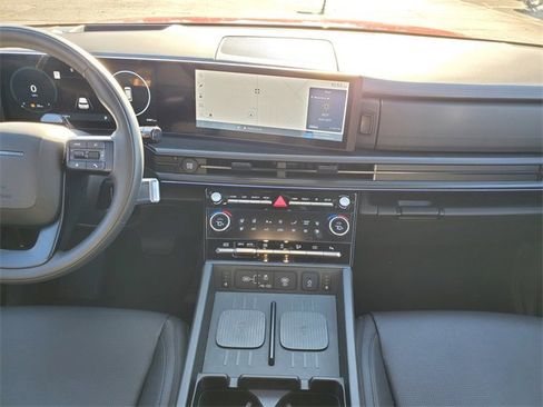 Used 2025 Hyundai Santa Fe Calligraphy image 14