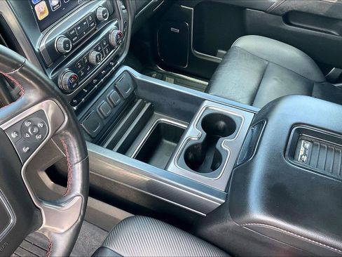 Used 2021 RAM 1500 Laramie AWD/4WD image 15