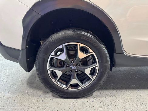 Used 2019 Subaru Crosstrek 2.0i Premium AWD/4WD image 26
