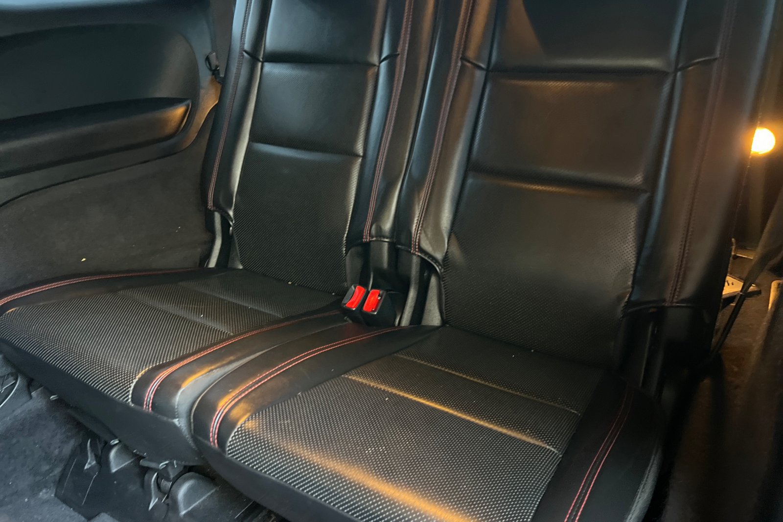 Used 2015 Dodge Durango R/T w/ Technology Group AWD/4WD image 17