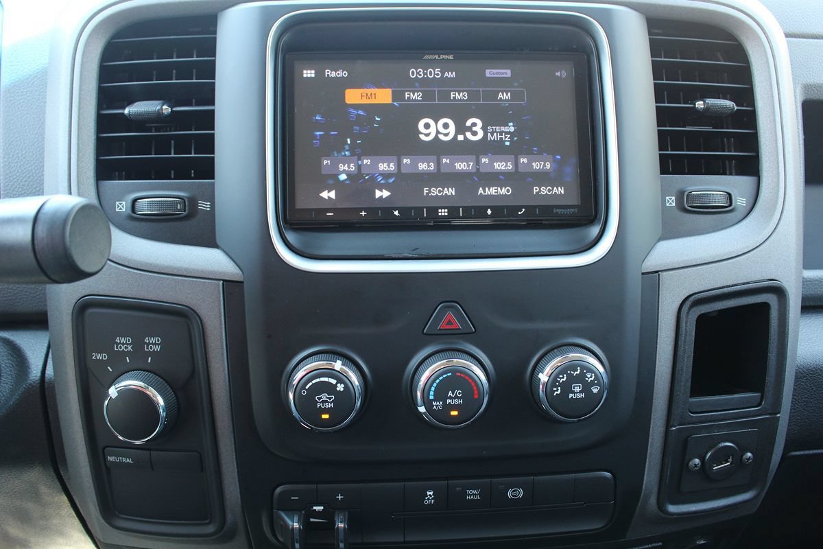 Used 2016 RAM 2500 Tradesman w/ Chrome Appearance Group AWD/4WD image 26