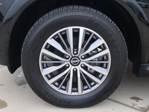 Used 2024 Nissan Armada SL w/ Captain's Chairs Package image 36