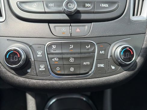 Used 2024 Chevrolet Malibu LT w/ Midnight Edition image 25