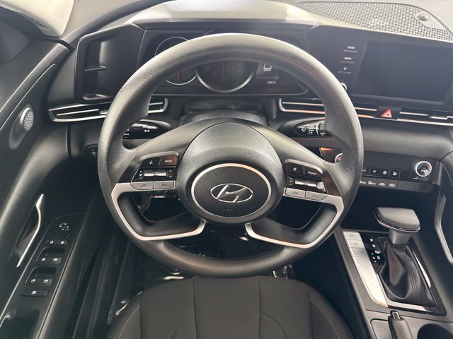 Used 2023 Hyundai Elantra SEL FWD image 27