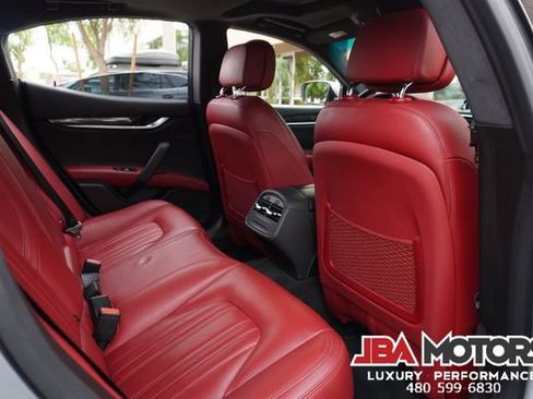 Used 2015 Maserati Ghibli image 89