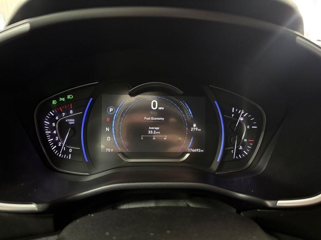 Used 2020 Hyundai Santa Fe SEL AWD/4WD image 15