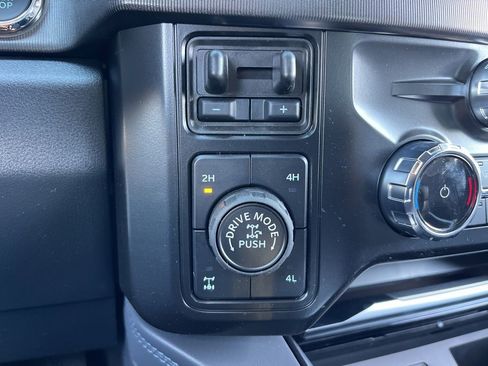 New 2026 Ford F350 Platinum w/ Tremor Off-Road Package image 11