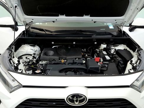 Certified 2023 Toyota RAV4 XLE w/ Convenience Package AWD/4WD image 31