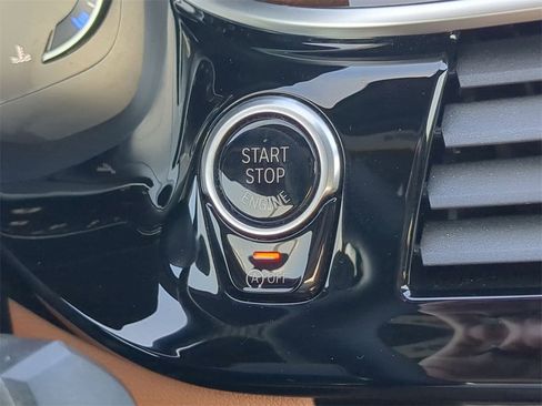 Used 2018 BMW 540i image 30