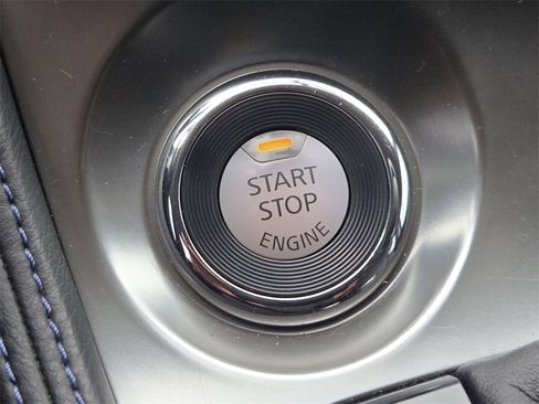 Used 2018 Nissan Maxima SR image 22