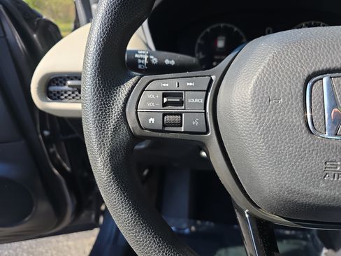 Used 2024 Honda HR-V LX image 16