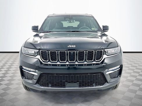 New 2025 Jeep Grand Cherokee Limited w/ Luxury Tech Group II AWD/4WD image 2