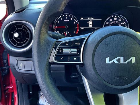 Used 2024 Kia Forte LXS FWD image 14