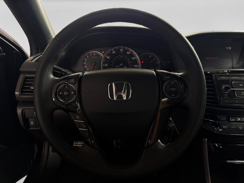 Used 2016 Honda Accord Sport image 12