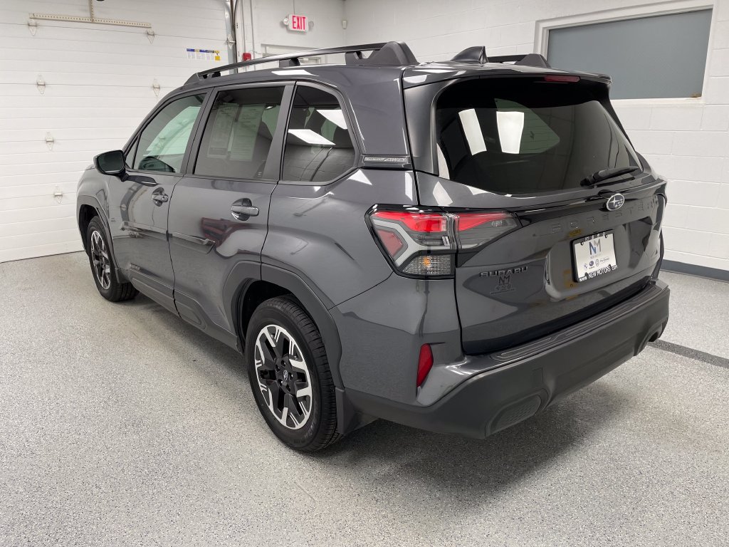 Used 2026 Subaru Forester Premium AWD/4WD image 8
