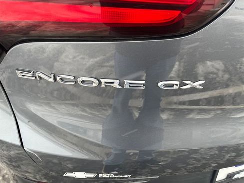 Used 2021 Buick Encore GX Preferred image 32