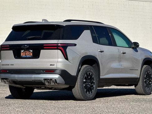 New 2026 Chevrolet Traverse Z71 w/ Enhanced Driving Package image 4