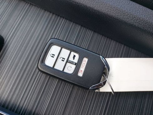 Used 2022 Honda Pilot TrailSport image 14