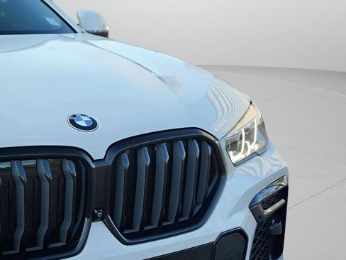 Used 2022 BMW X6 xDrive40i w/ Executive Package AWD/4WD image 31