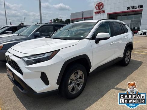 Used 2025 Toyota RAV4 XLE AWD/4WD image 1