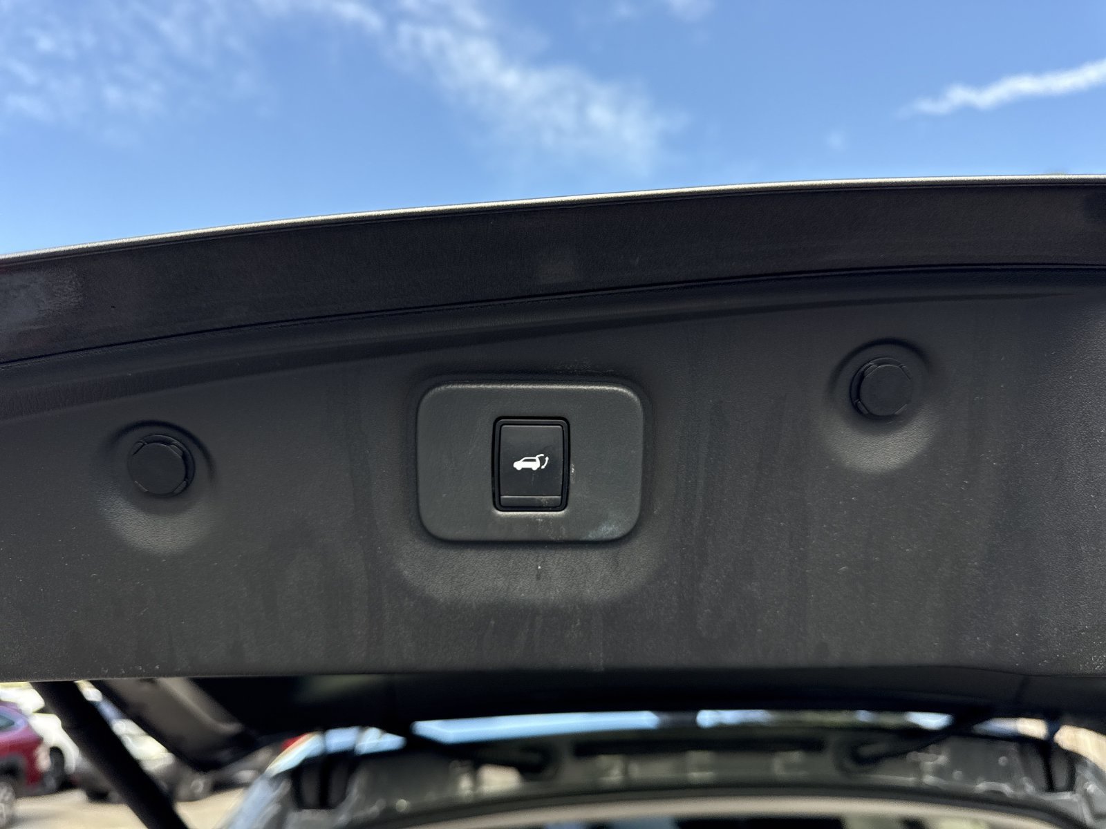 Used 2019 Nissan Pathfinder SL FWD image 34