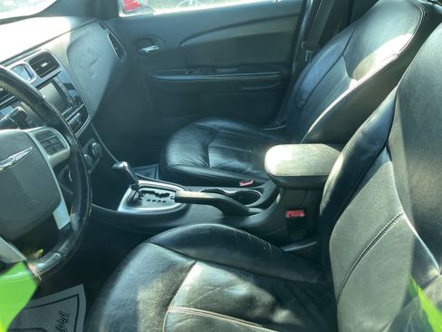 Used 2012 Chrysler 200 Limited image 25