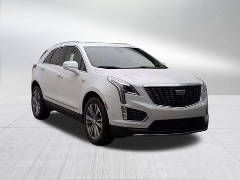 Used 2026 Cadillac XT5 Premium Luxury w/ Driver Assist Package AWD/4WD image 3