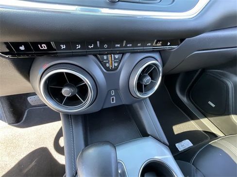 Used 2022 Chevrolet Blazer LT w/ Sound & Technology Package image 17