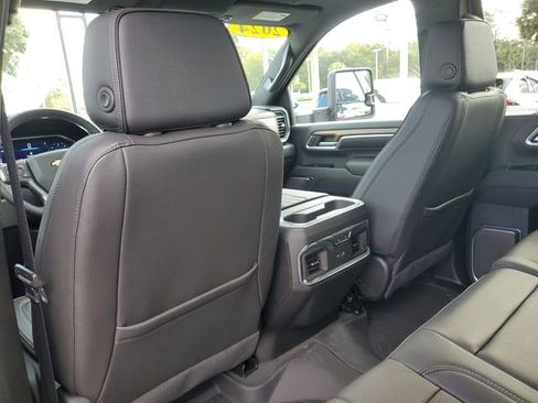 Certified 2024 Chevrolet Silverado 2500 High Country w/ High Country Premium Package image 11