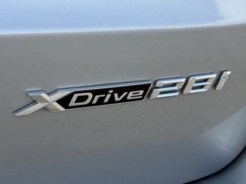 Used 2025 BMW X1 xDrive28i w/ Convenience Package AWD/4WD image 11